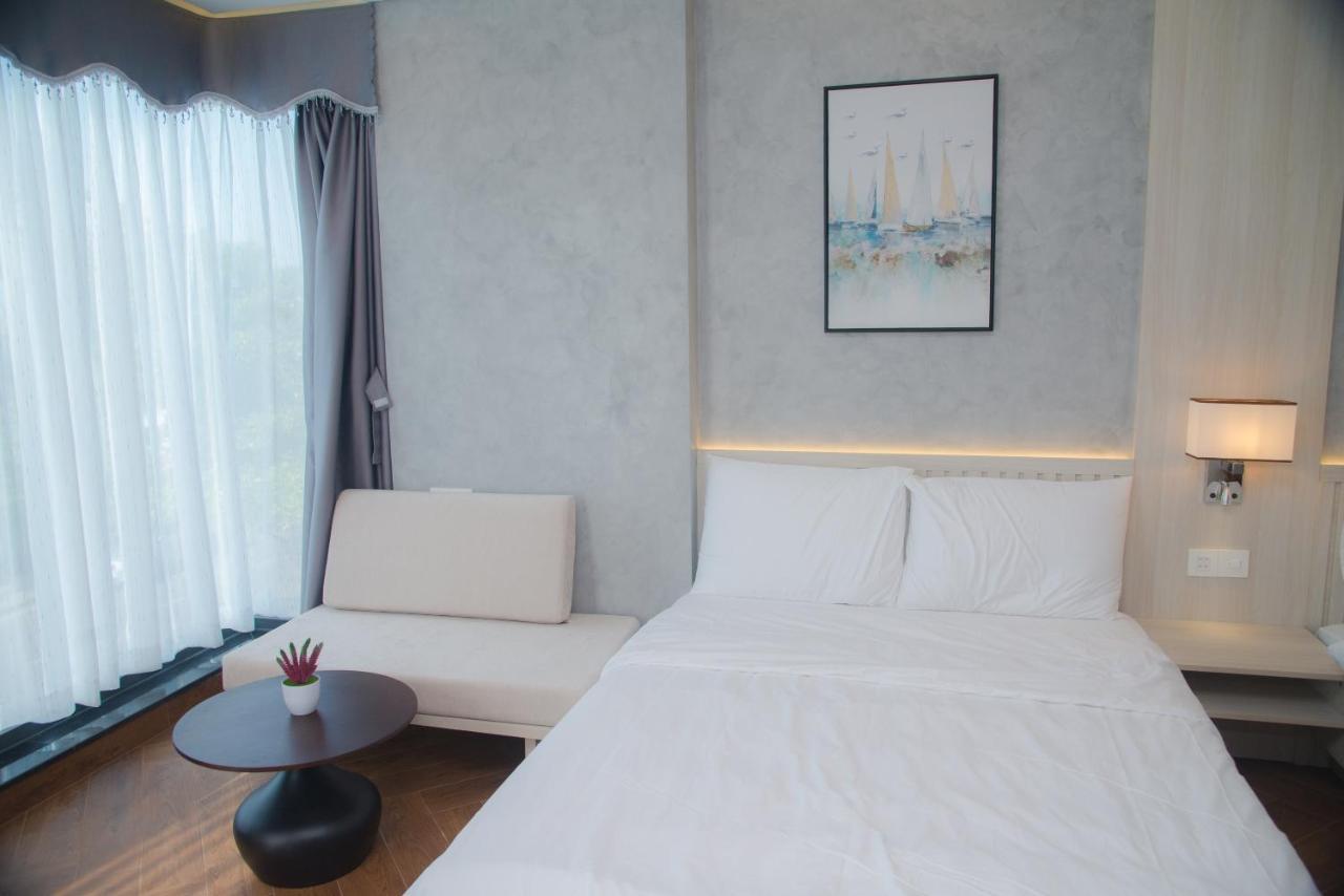 Y'S Sea House Hotel Quy Nhon Exterior photo